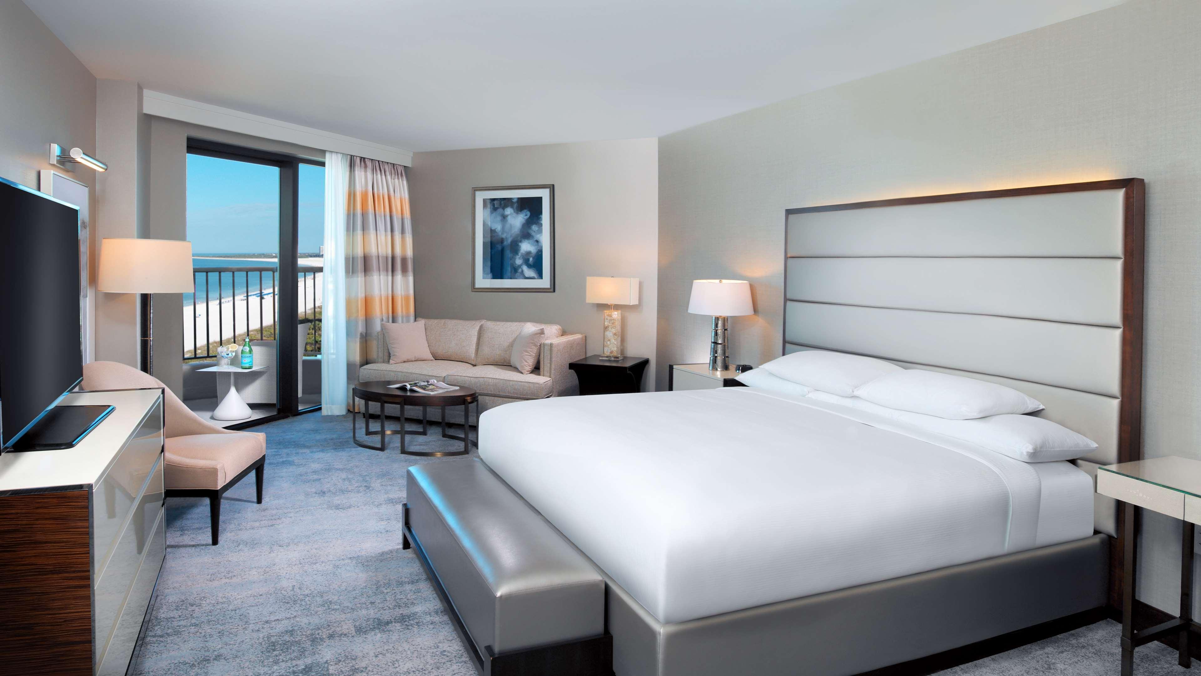 Hilton Marco Island Beach Resort And Spa Экстерьер фото