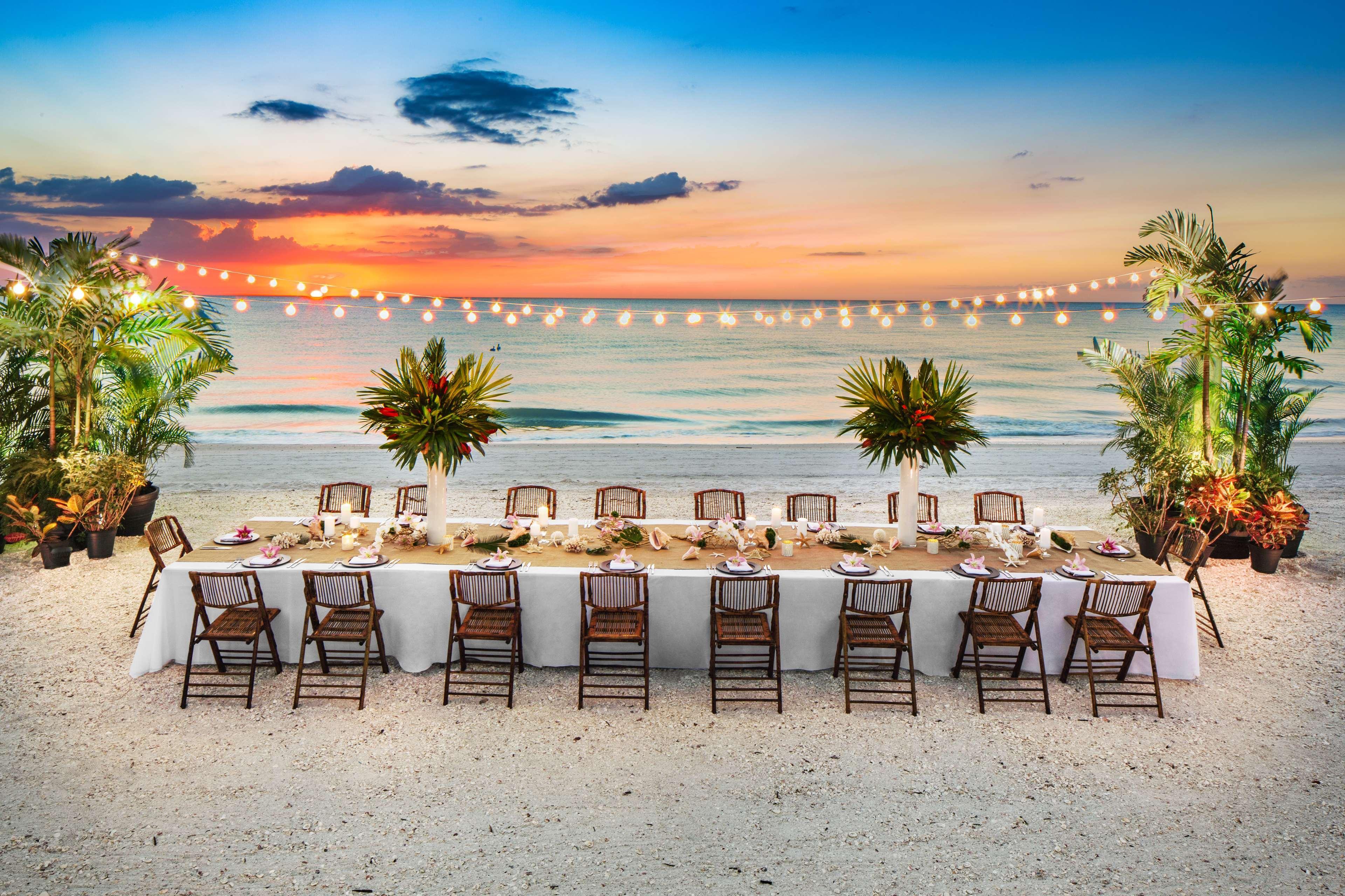 Hilton Marco Island Beach Resort And Spa Экстерьер фото