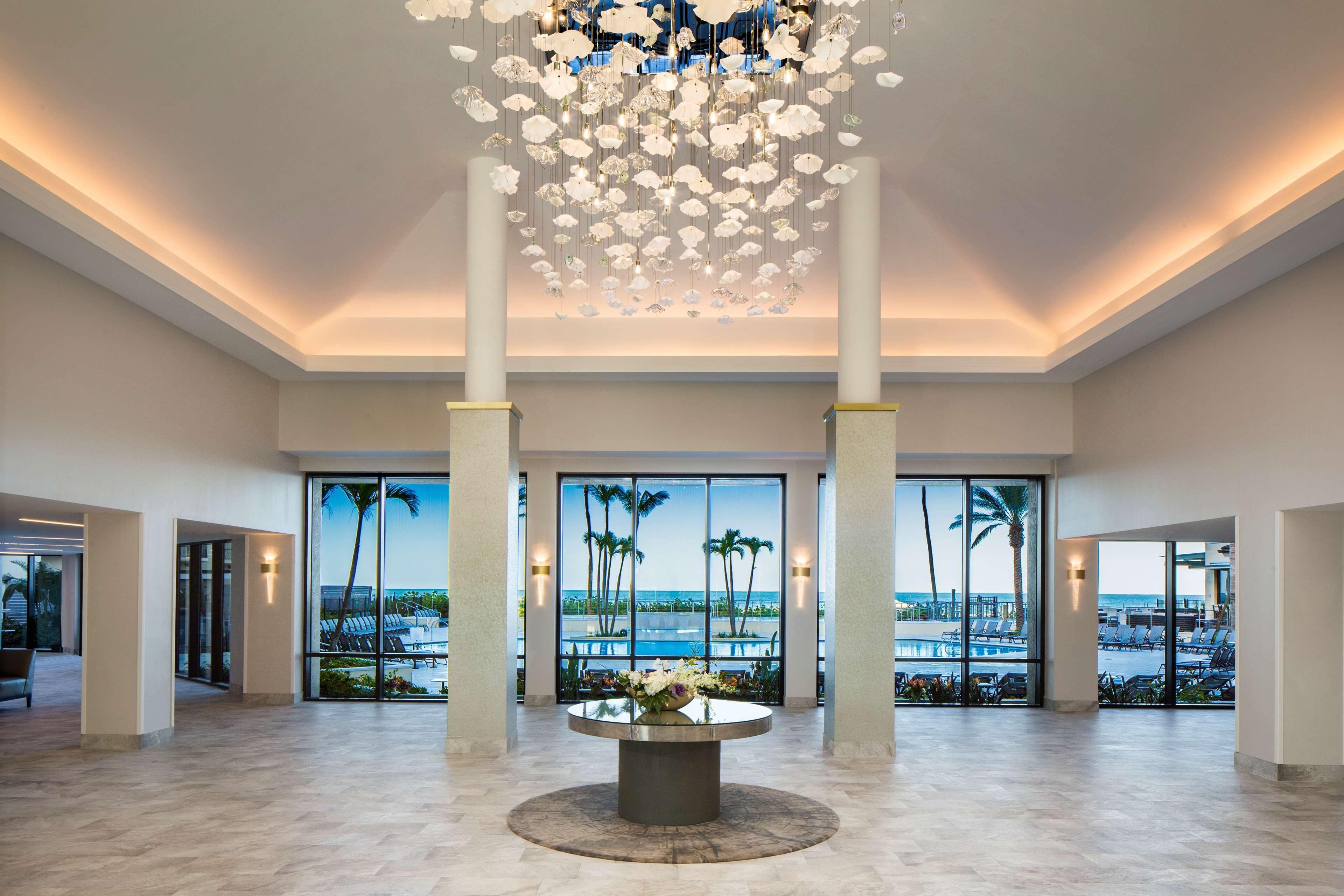 Hilton Marco Island Beach Resort And Spa Экстерьер фото