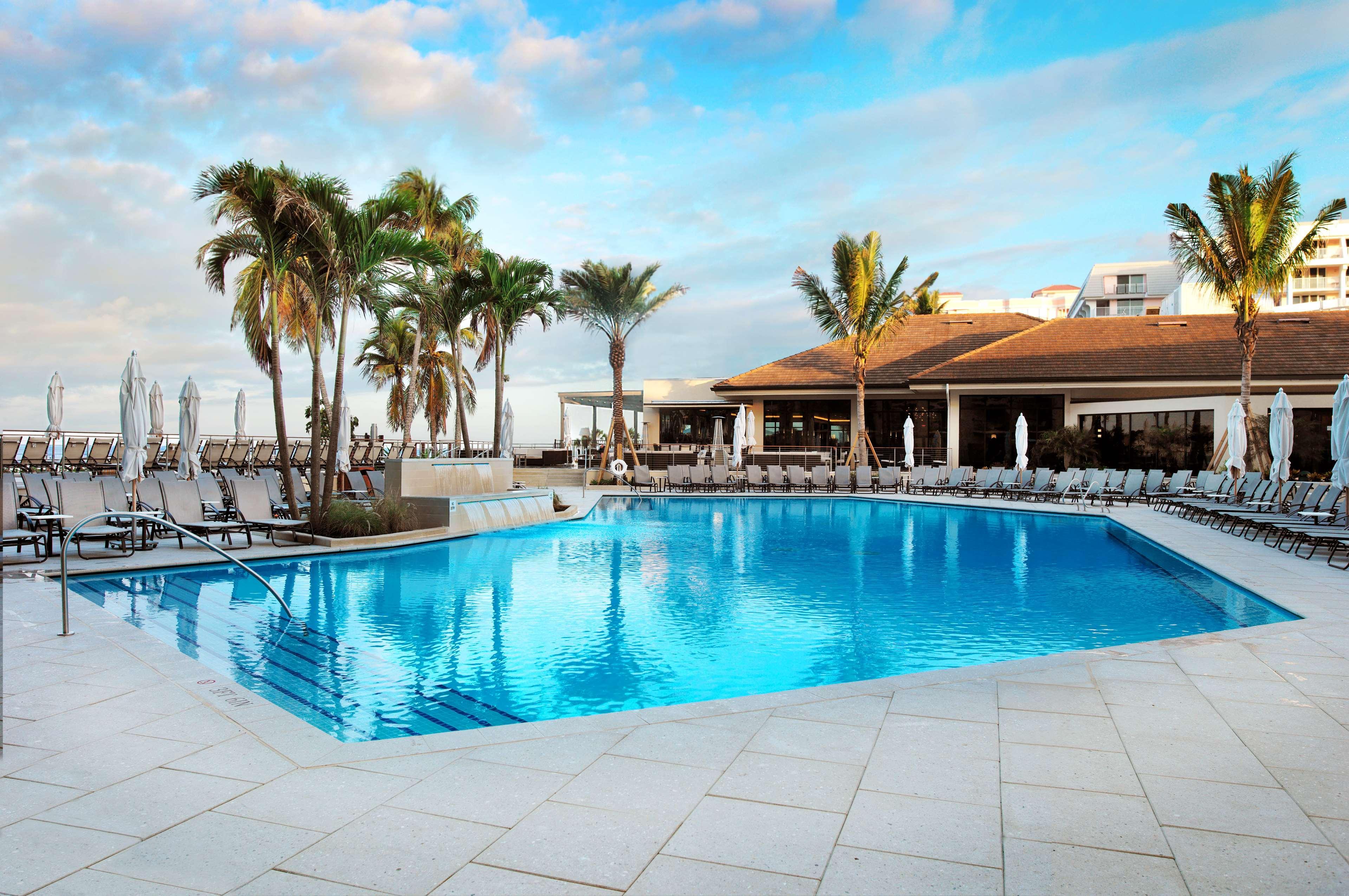 Hilton Marco Island Beach Resort And Spa Экстерьер фото