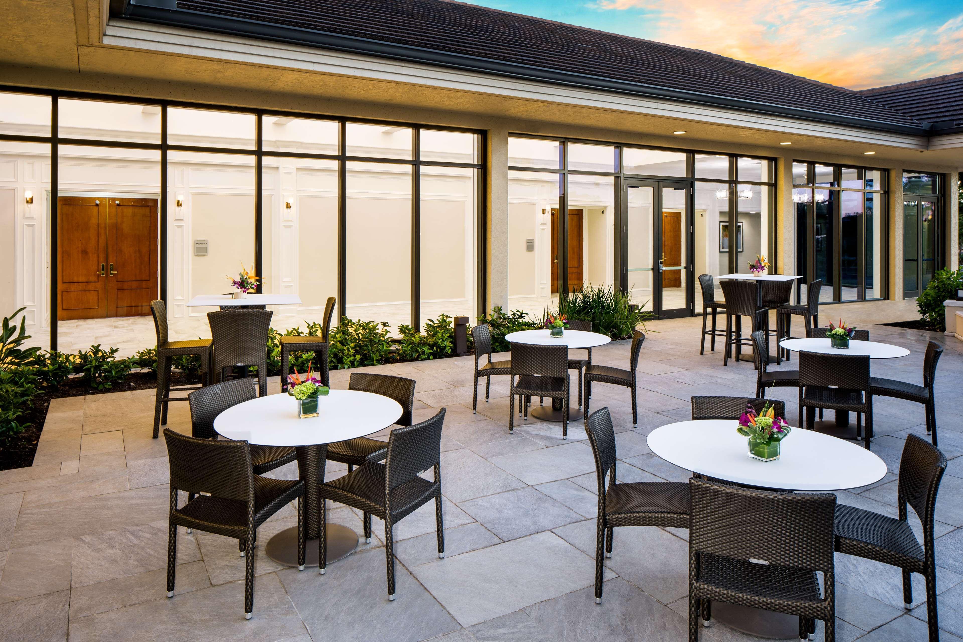 Hilton Marco Island Beach Resort And Spa Экстерьер фото